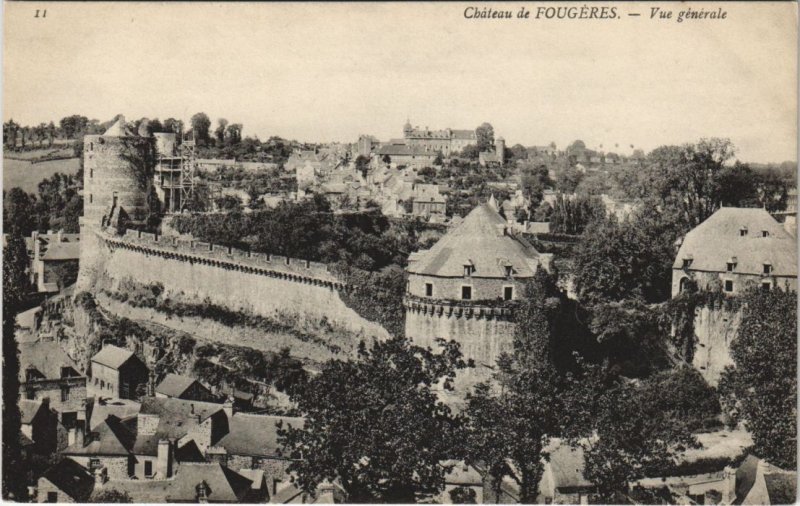 CPA Fougeres vue generale du Chateau (1237752)