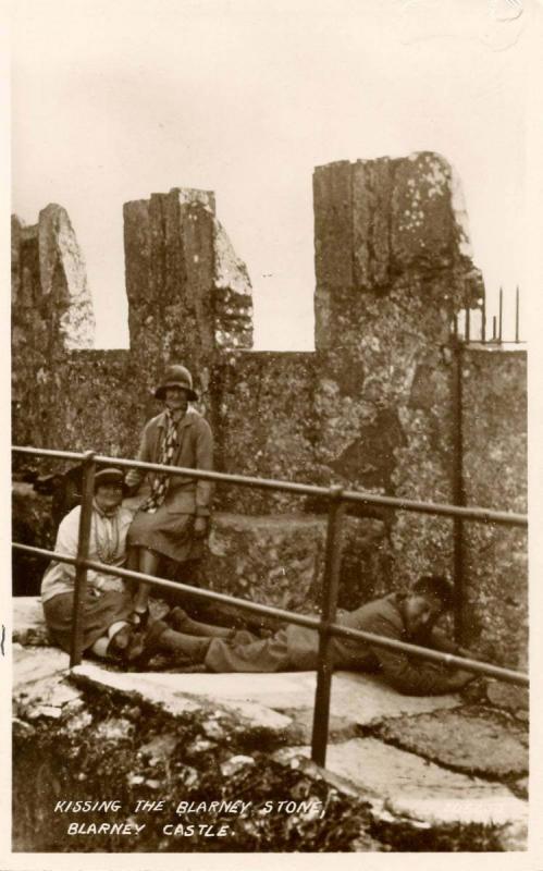 UK - Ireland. Blarney Castle. Kissing the Blarney Stone    *RPPC