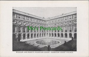 Middlesex Postcard-Hampton Court Palace,William & Mary's Fountain Court RS33930