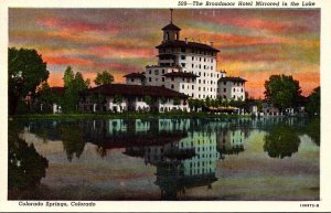 Colorado Colorado Springs The Broadmoor Hotel Mirrored In The Lake