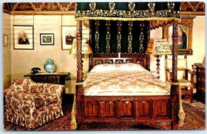 Postcard - William Hearst's bedroom, Hearst Castle - San Simeon, California