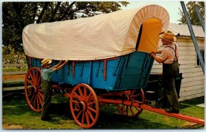 M-2645 Old Covered Wagon
