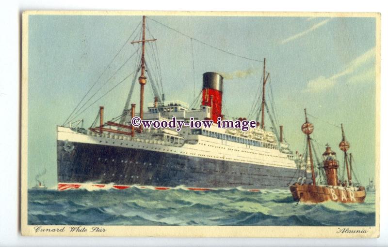 LS1152 - Cunard White Star Liner - Alaunia passing Bar Lightship - postcard