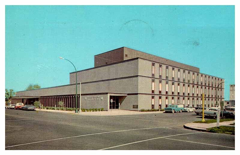 Postcard BUILDING SCENE Sioux Falls South Dakota SD AR9699