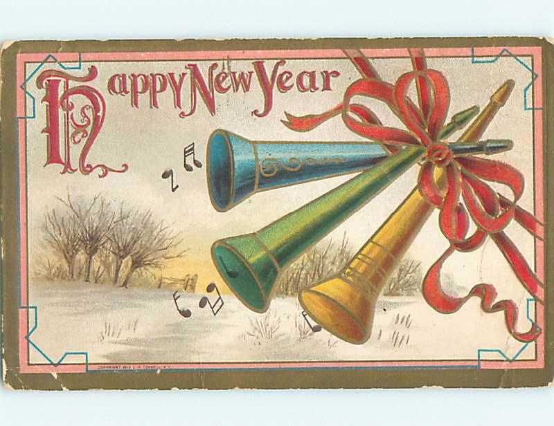 Divided-Back new year music THREE COLORFUL HORN TRUMPETS r3849