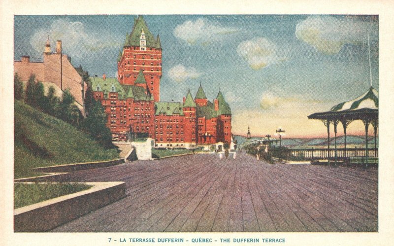 Vintage Postcard 1920's The Dufferin Terrace Château Frontenac Quebec Canada CAN 