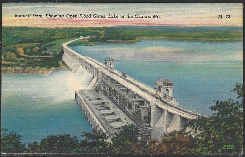 Bagnell Dam, Lake of the Ozarks, Missouri