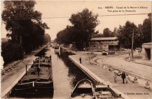 CPA REIMS - Canal de la Marne a l'Aisue - Vue prise de la Passerelle (741742)