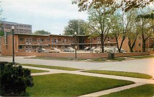 Ray Mar Motel Rochester Minnesota old cars MN Postcard