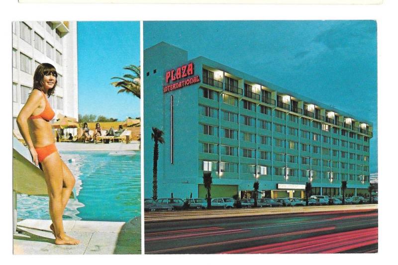 Tucson AZ Plaza International Hotel Bathing Beauty Swimming Pool Postcard