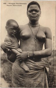 PC SENEGAL, ETHNIC NUDE, FEMME DAHOMÉENNE, Vintage Postcard (b44097)