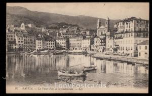 BASTIA. - Le Vieux Port et la Cathedrale - LL.