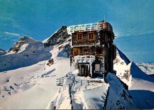 Switzerland Jungfraujoch Sphinx Observatorium Mit Jungfrau