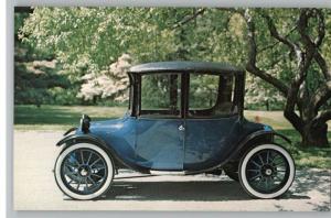 Postcard-1916 Milburn Light Electric Brougham Car