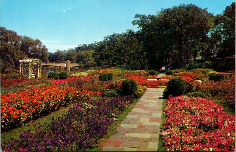 Vtg Lincoln Park Sunken Gardens Kenosha Wisconsin WI Unused Postcard
