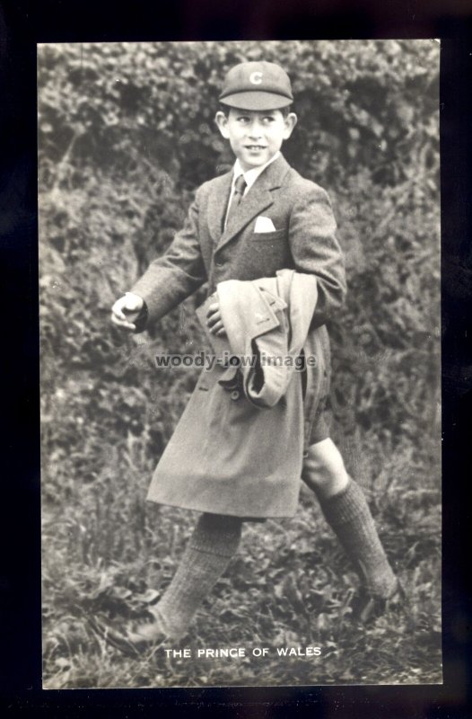 r4287 - Charles, Prince of Wales in School Uniform & off to School - postcard