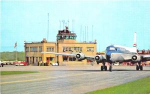 Youngstown OH Airport United Airlines Prop Airplane Postcard