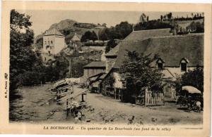 CPA La BOURBOULE - Un quartier de la Bourgoule (au fond de la ville) (244539)