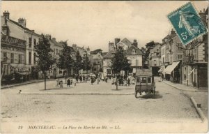 CPA Montereau La Place du Marche au Ble FRANCE (1100788)