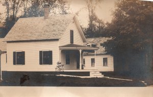 Vintage Postcard 1905 Residential White House Big Trees In Front Yard