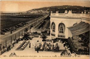 CPA DEAUVILLE - La Plage Fleurie La Terrasse du Casino et la Promenade (422511)