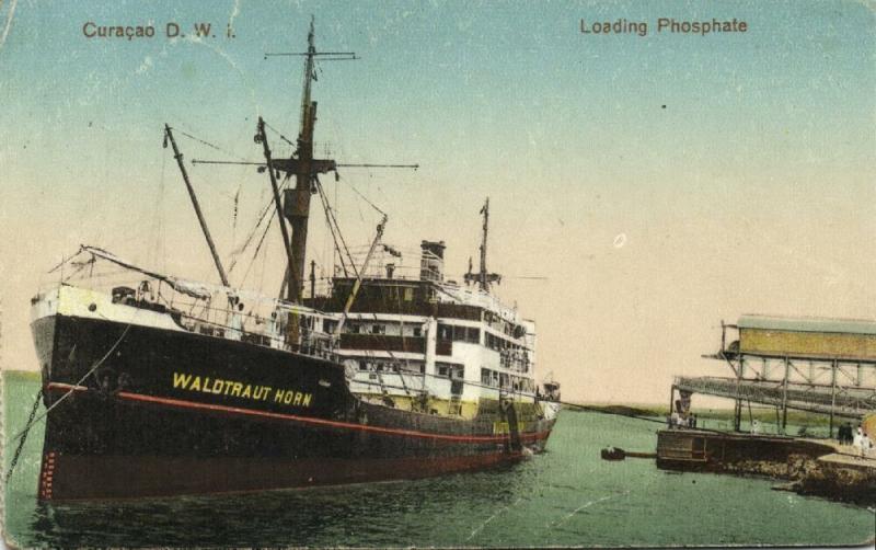 curacao, D.W.I., WILLEMSTAD, Loading Phosphate Horn Line Ship Waldtraut (1920s)