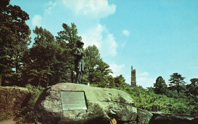 Vintage Postcard Little Round Top & Warren Monument Gettysburg Pennsylvania PA