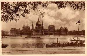 br107596  parliament budapest hungary eastern europe