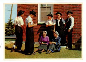 PA - Amish Country. Amish Boys & Girls  (continental size)