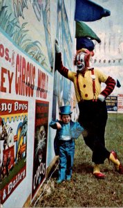 Ringling Brothers & Barnum & Bailey Circus Michu The Smallest Man In The Worl...