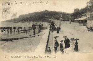 CPA Le HAVRE - Le Boulevard Maritime et la Heve (200870)