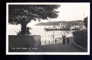 iw273 - Isle of Wight - Paddle Steamer Ferry at the Pier in Cowes - postcard