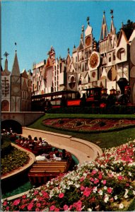 Vtg 1970s Disneyland It's A Small World Seven Seaways California CA Postcard