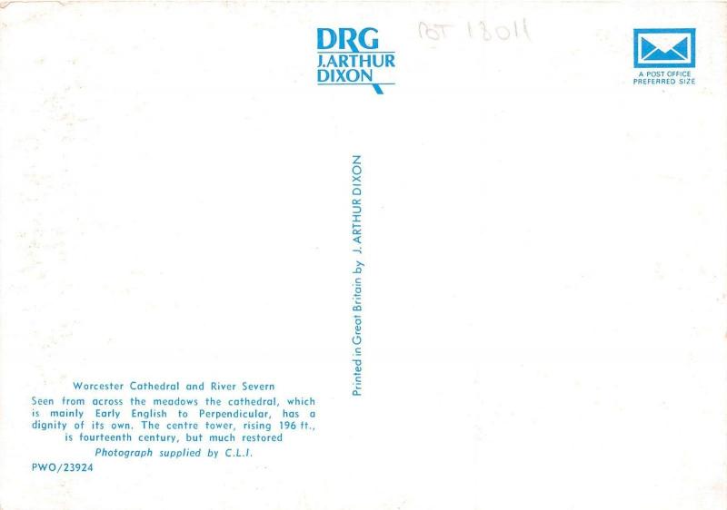 BT18011 worcester cathedral and river servern   uk