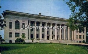 Mecklenburg County Court House in Charlotte, North Carolina