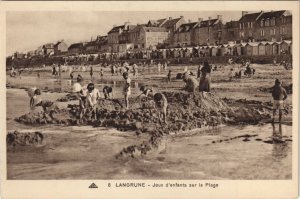 CPA LANGRUNE-sur-MER Jeux d'Enfants sur la Plage (1229627)