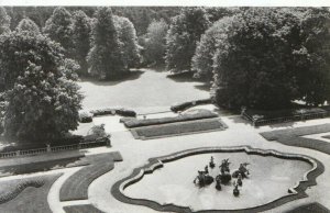 Buckinghamshire Postcard - The South Fountain - Waddesdon Manor - RP - Ref 1868A