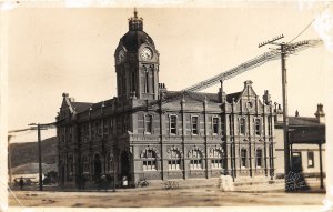 G42/ Foreign RPPC Postcard Gisborne New Zealand c1920s Telegraph Town Hall? C20s