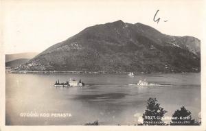 BR56988 Otocici kod Perasta ship bateaux Kotor    Croatia