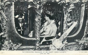 British Royalty Postcard the coronation of her majesty Queen Elizabeth 1953