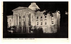 North Carolina  raleigh , Stae Capitol at Night