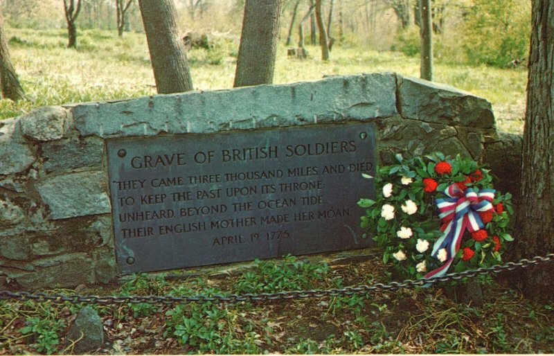 Postcard  British Soldier's Grave Minute Man National Historical Park Concord MA 