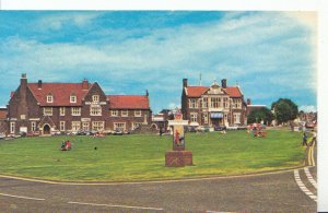 Norfolk Postcard - The Town Sign and Green - Hunstanton - Ref 1177A