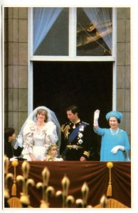 Prince Charles and Princess Diana, Queen Elizabeth, Balcony, Royal Wedding 1981