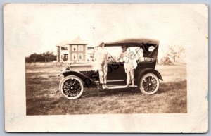 K50/ Interesting RPPC Postcard c1910 Americana Early Automobile People 9