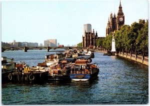 VINTAGE POSTCARD CONTINENTAL SIZE RIVER THAMES AND VICTORIA EMBANKMENT LONDON