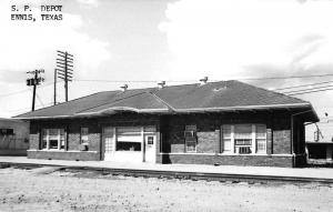 Ennis Texas Southern Pacific train depot real photo pc Z26113