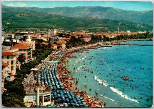 1950's Riviera dei Fiori - Diano Marina Italy Beach Crowd Posted Postcard