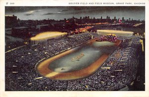 Soldier Field & Field Museum, Grant Park Chicago, Illinois, USA Football Stad...