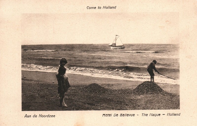 VINTAGE POSTCARD BEACH & SAILING ON THE NORTH SEA HOTEL ADVERTISING THE HAGUE